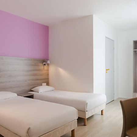 Brit Hotel Confort Nevers Centre Gare ภายนอก รูปภาพ