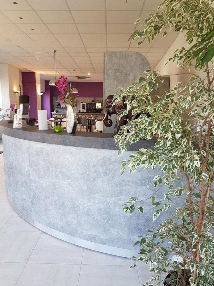 Brit Hotel Confort Nevers Centre Gare ภายนอก รูปภาพ
