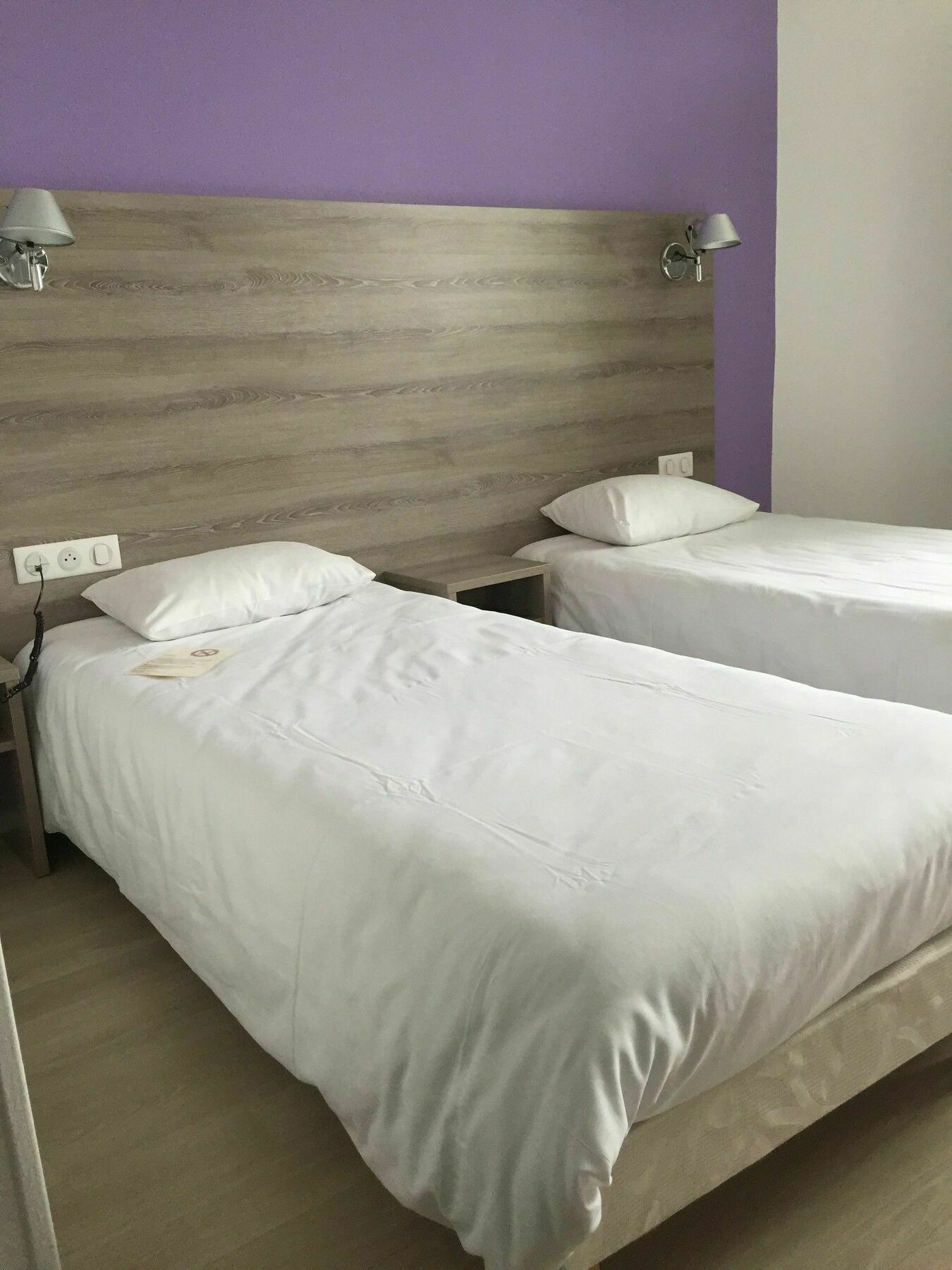 Brit Hotel Confort Nevers Centre Gare ภายนอก รูปภาพ