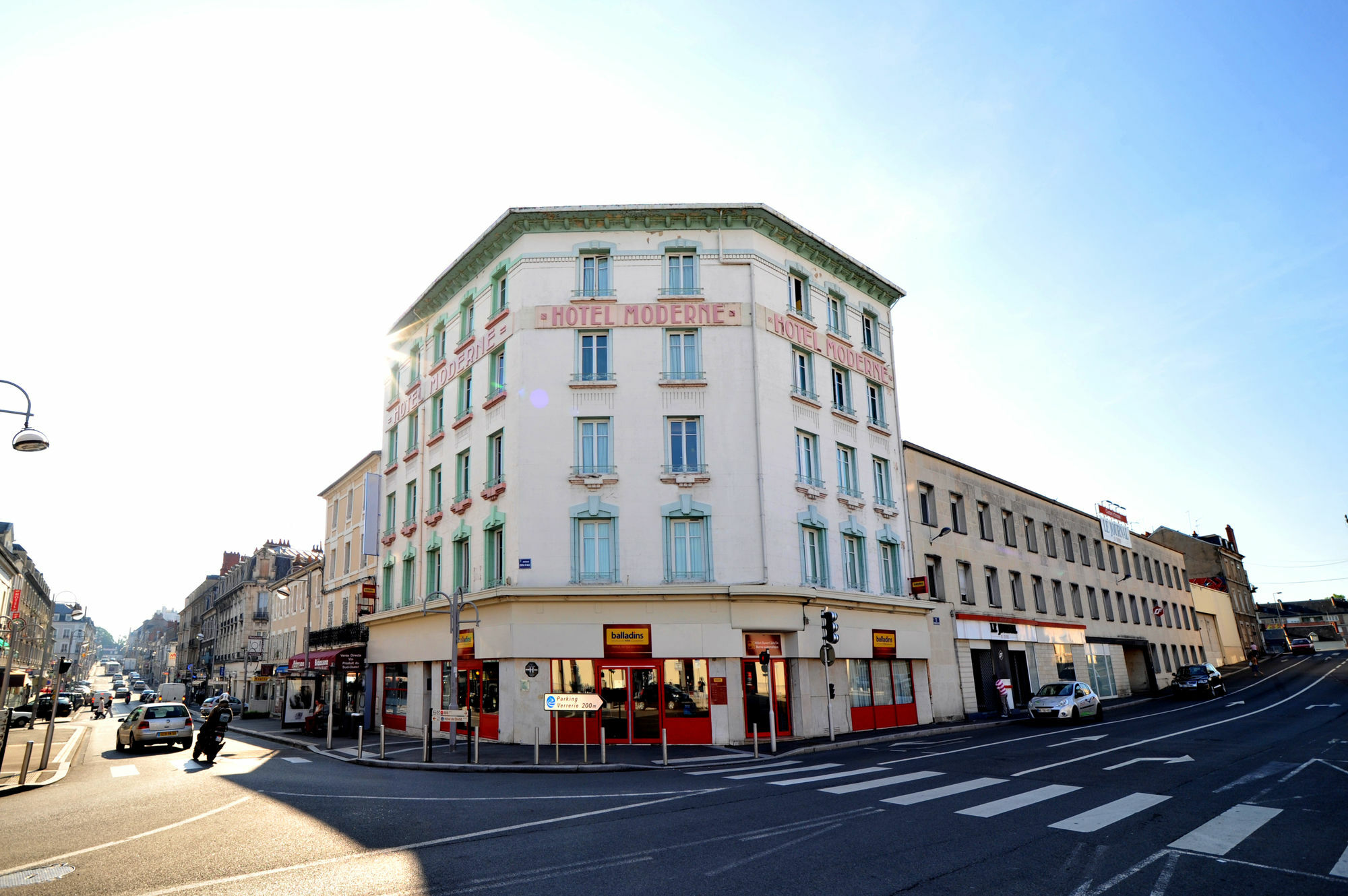 Brit Hotel Confort Nevers Centre Gare ภายนอก รูปภาพ